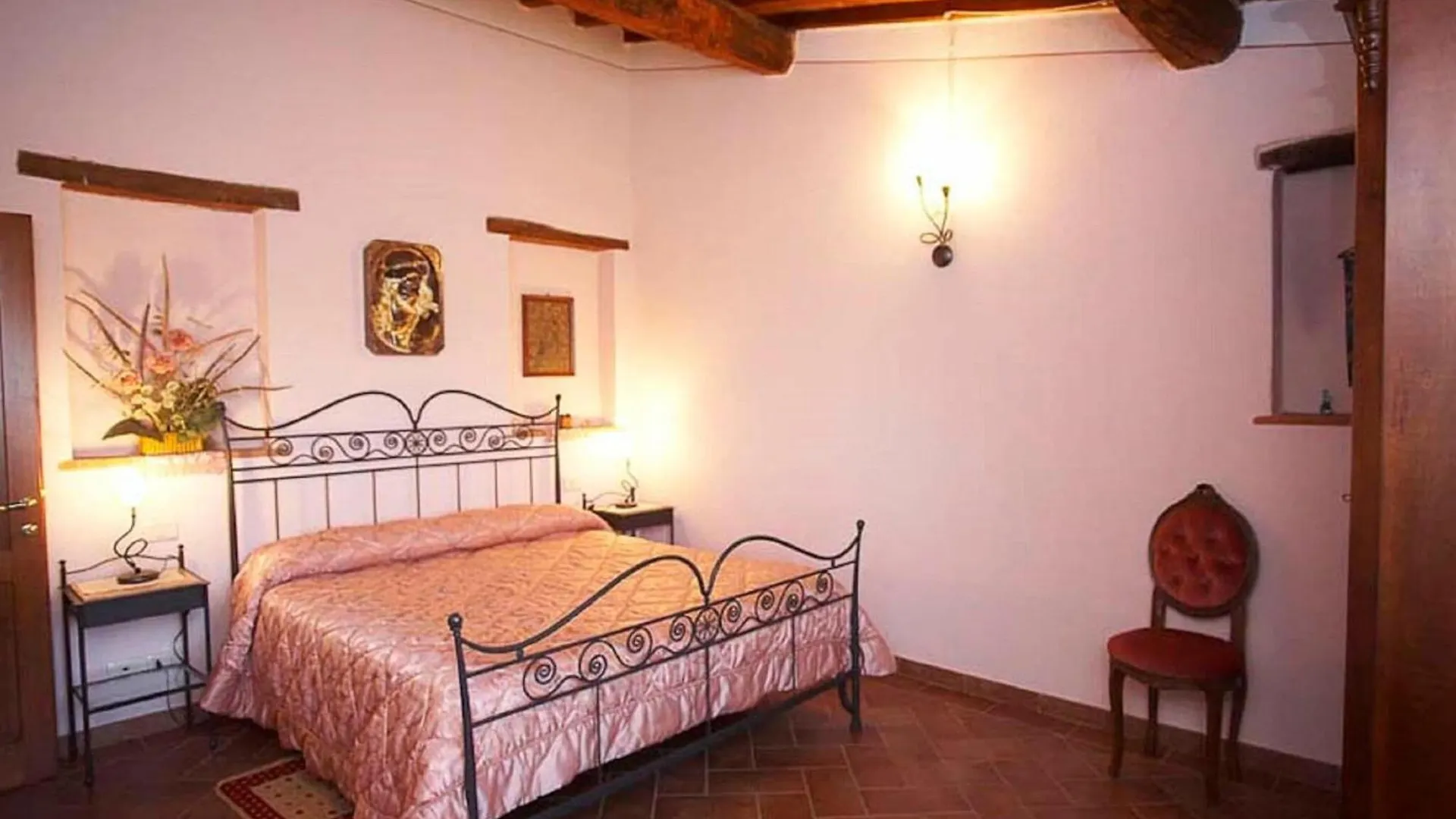 Belvilla By Oyo Castel Del Gallo Foiano Della Chiana 0*,  Italien